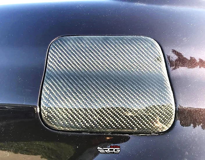 RPG Carbon GD Sedan Chassis - Carbon Fiber Fuel Door Cover
