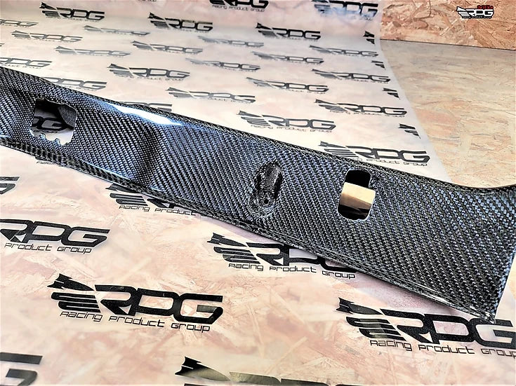 RPG Carbon GG Wagon - Vacuum Carbon Trunk Latch Trim Panel Cover (Replacement)