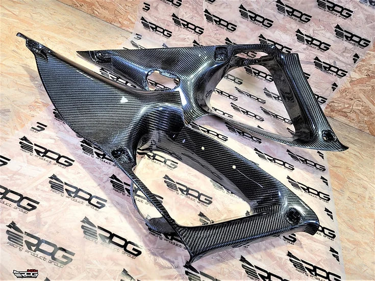 RPG Carbon GR 5D 2pcs Vacuum Carbon C Pillar Upper Trim Set (Replacement)