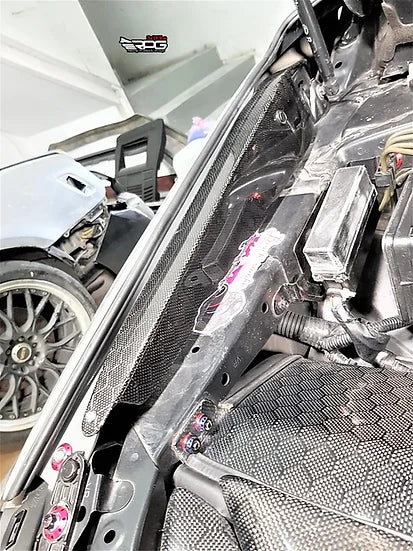 RPG Carbon VM/VA Engine Bay Dress Up - Vacuum Form Carbon Fender Shroud