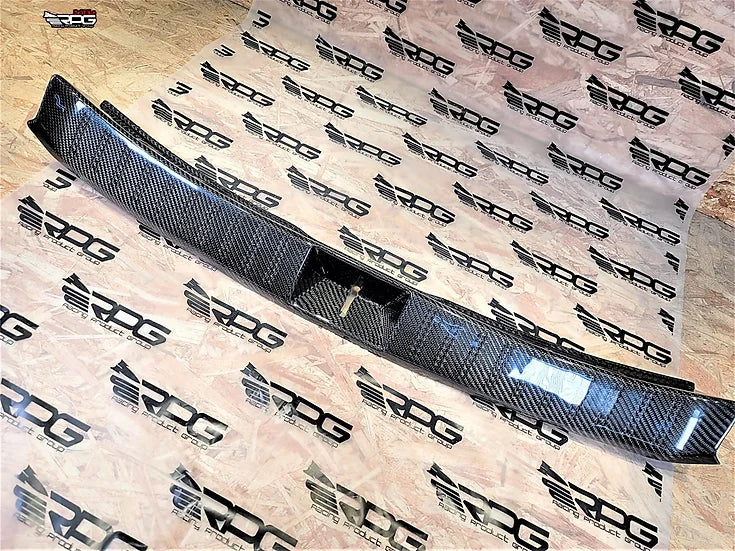 RPG Carbon GG Wagon - Vacuum Carbon Trunk Latch Trim Panel Cover (Replacement)
